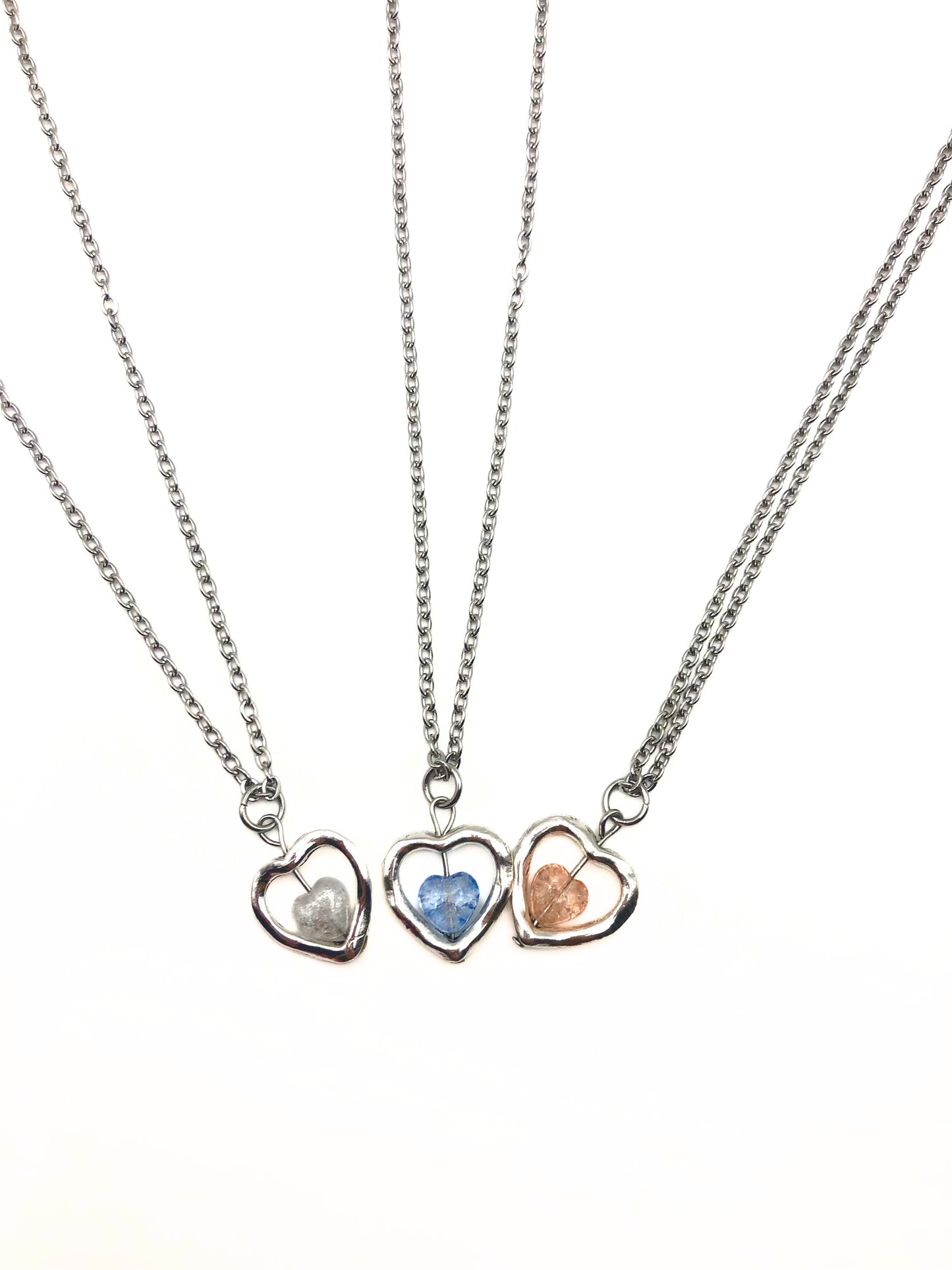 pink sweetheart necklace 🩷