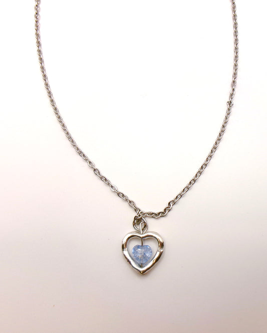 blue sweetheart necklace 🩵