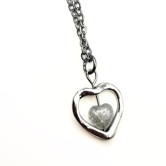 white sweetheart necklace 🤍