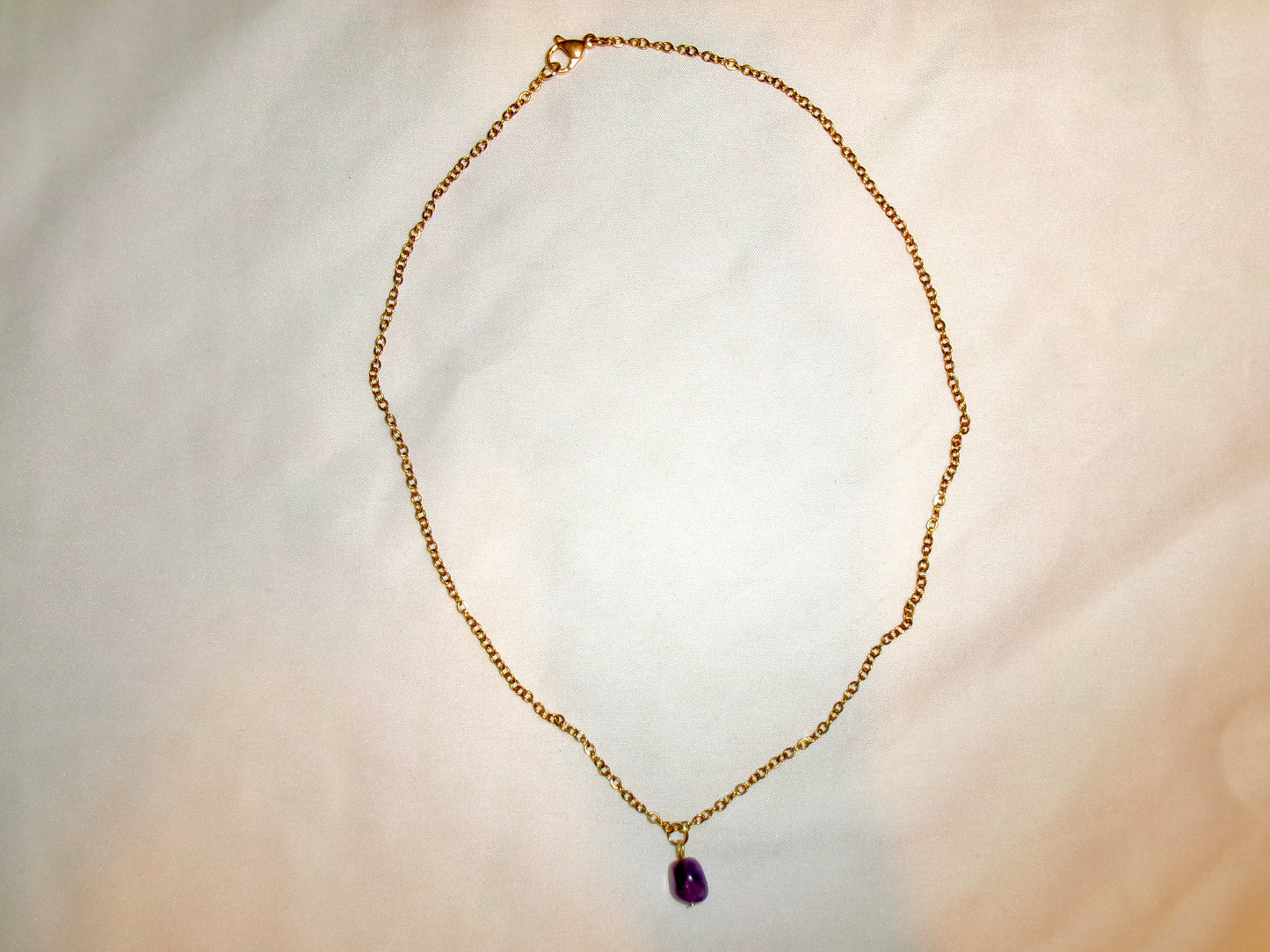 gemstone pendant necklace